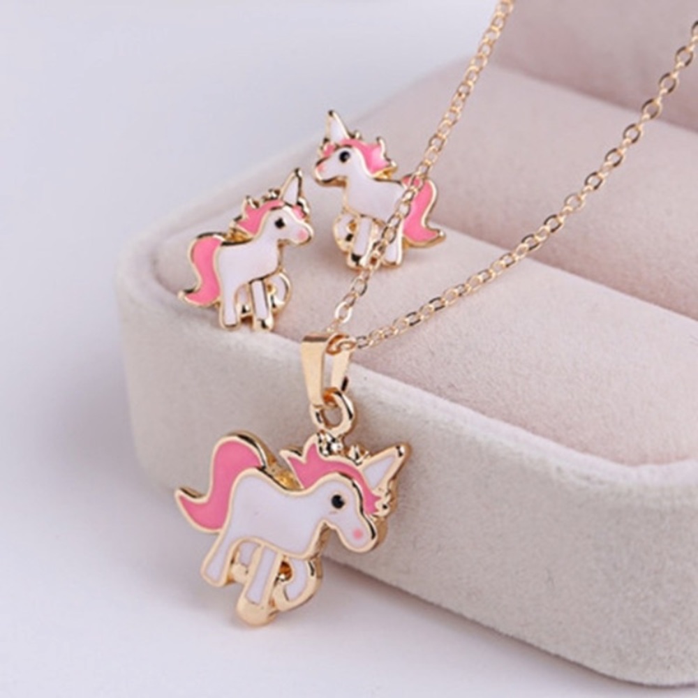 Unicorn 🦄 Necklace and Earring Set NEW